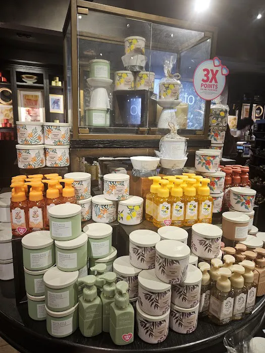 Bath & Body Works 3