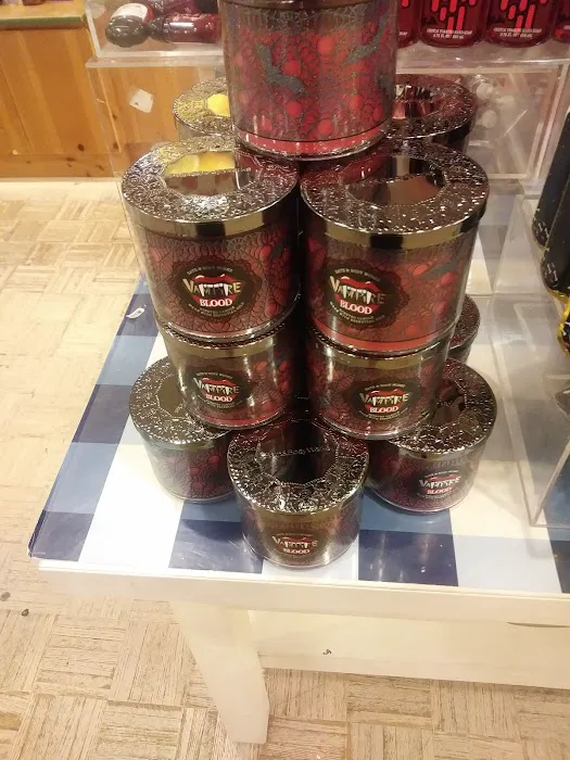 Bath & Body Works 1