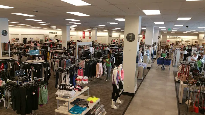 Nordstrom Rack 0
