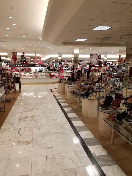 Dillard's: Tyrone Square 4