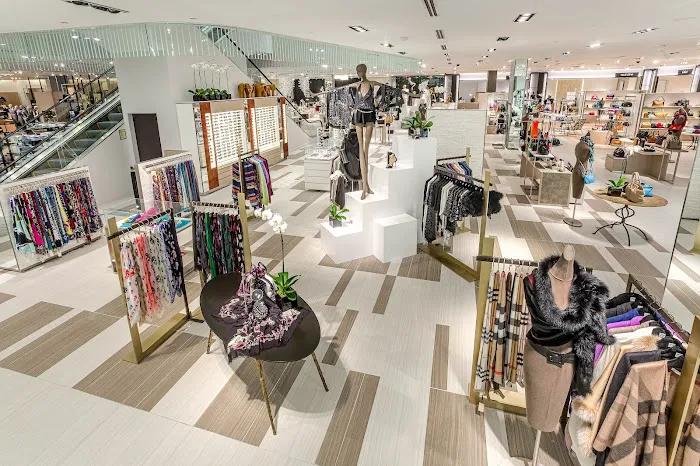 Saks Fifth Avenue 6