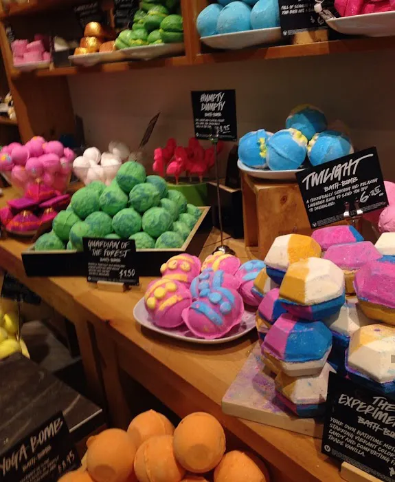 Lush Cosmetics UTC Sarasota 3