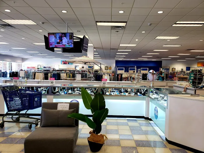 HSN Outlet Store 3