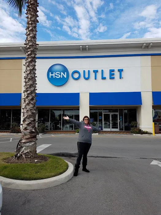 HSN Outlet Store 8