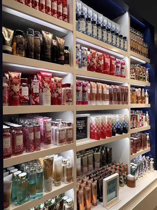 Bath & Body Works 9