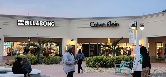 Calvin Klein 0