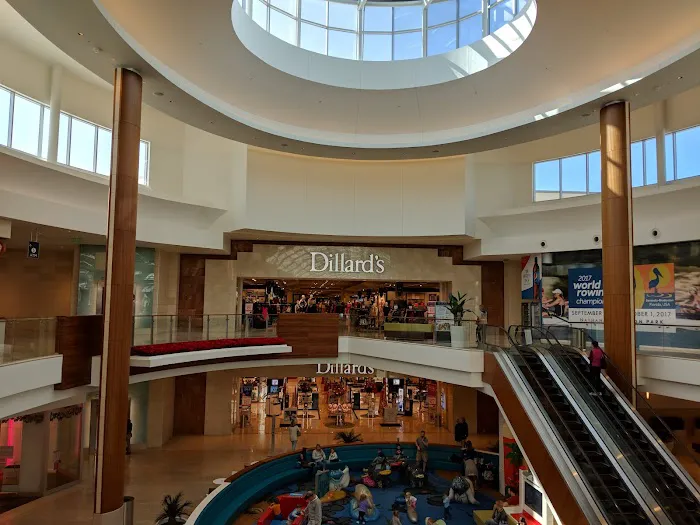 Dillard's 5