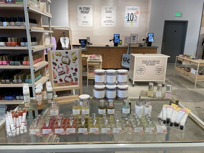 Urban Outfitters 5