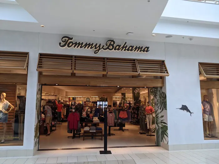 Tommy Bahama 4