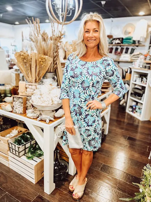 The Market Boutique and Gifts - Bradenton 7