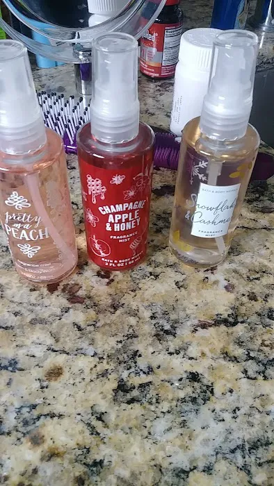 Bath & Body Works 4