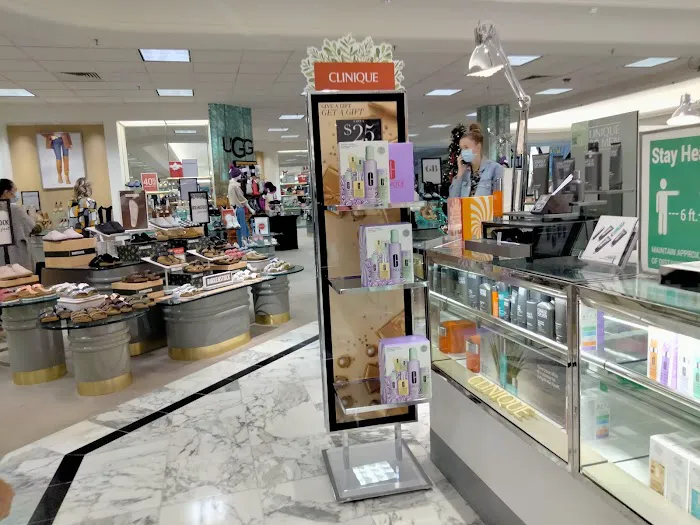 Dillard's 6