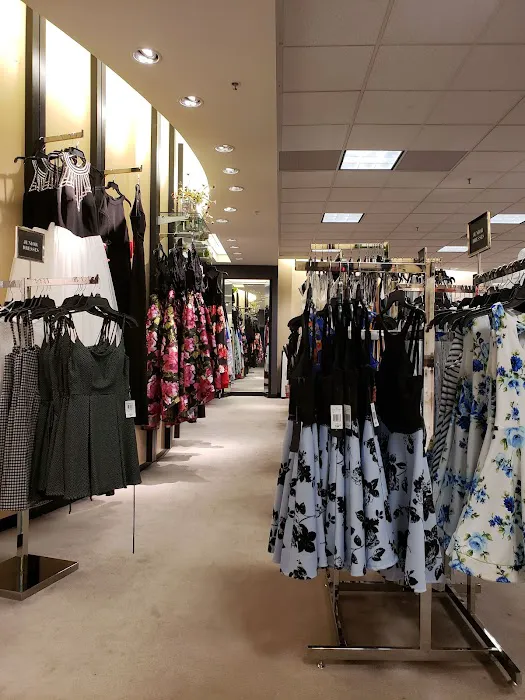 Dillard's 7