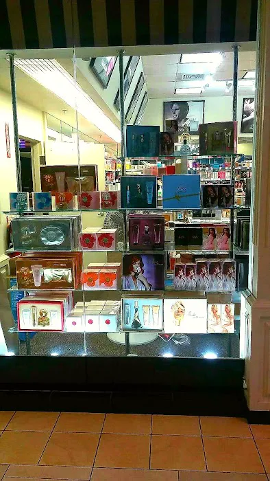 Perfumania 0