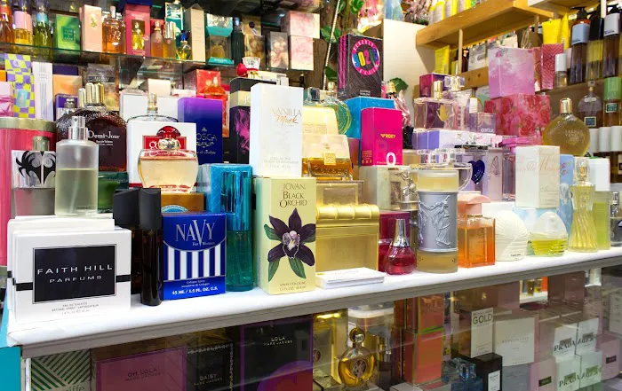 Perfume Palace 6