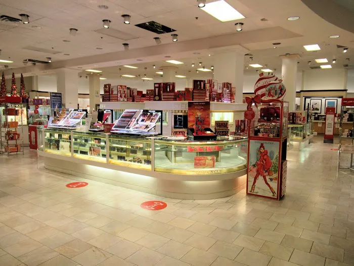Macy's 9