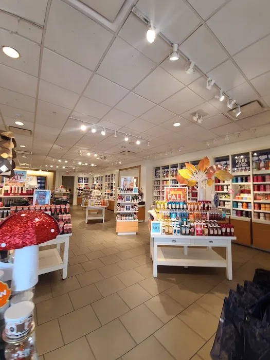 Bath & Body Works 2