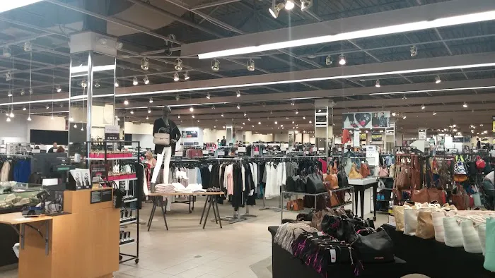 Saks OFF 5TH 1