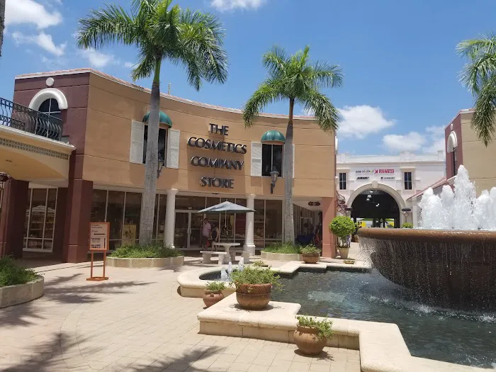 The Cosmetics Company Store 2