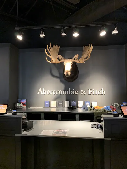 Abercrombie & Fitch 1