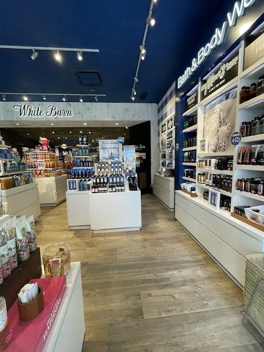 Bath & Body Works 4