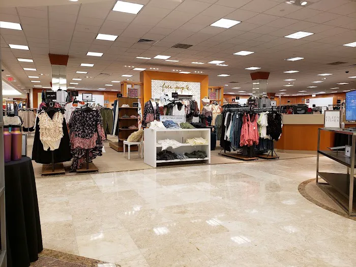 Dillard's 9