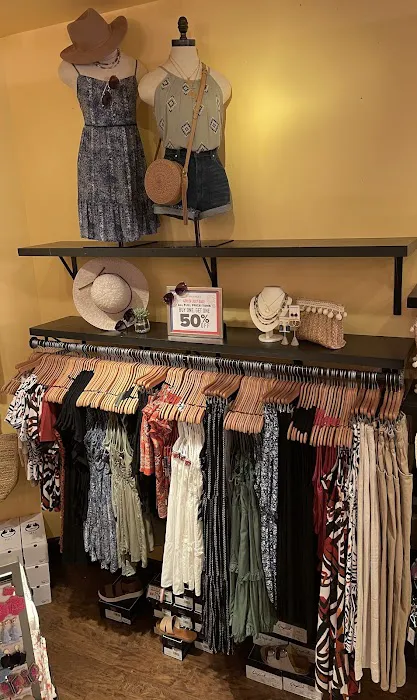 francesca's 0