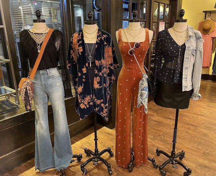 francesca's 8
