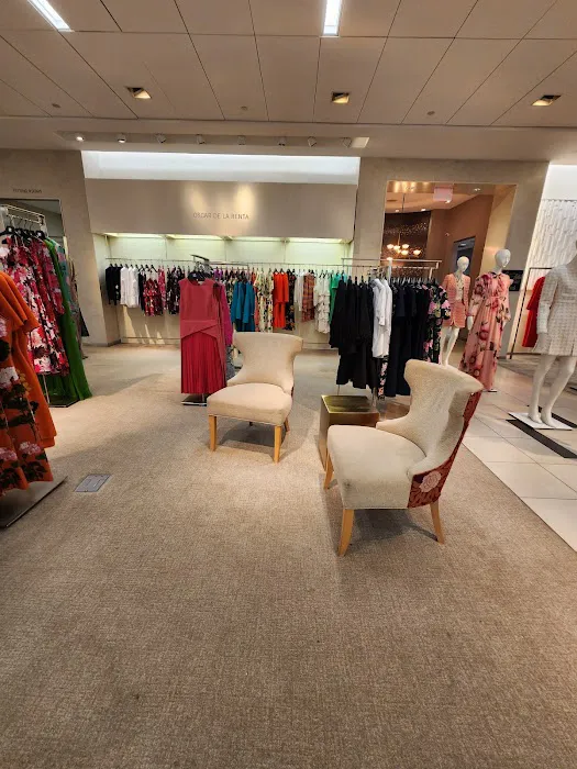 Saks Fifth Avenue 8