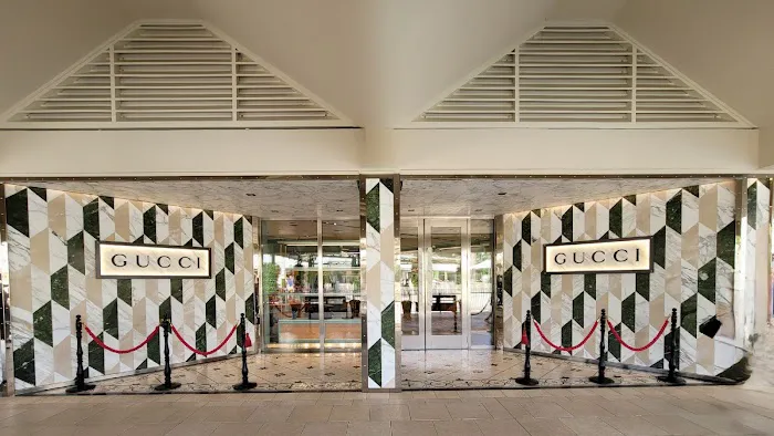 Gucci 3