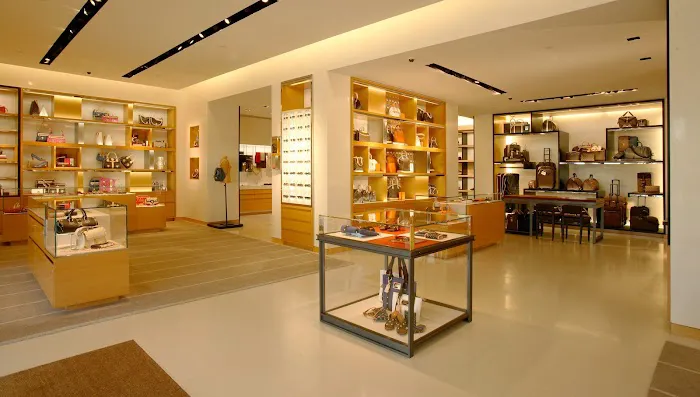 Louis Vuitton Naples 5