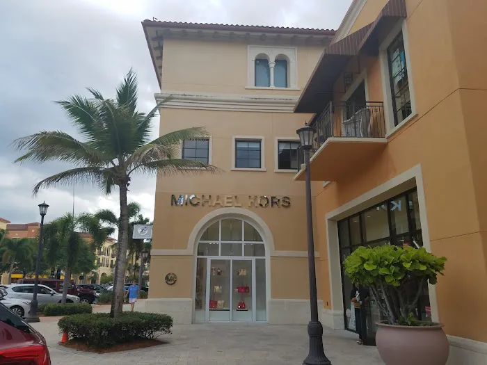 Michael Kors 9