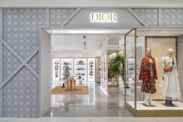 DIOR Saks Naples 3