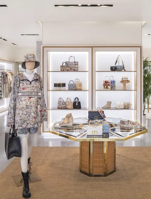 DIOR Saks Naples 8