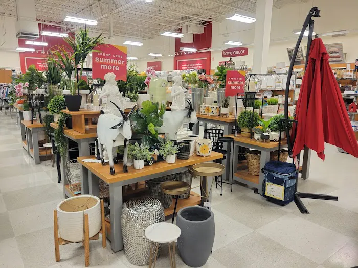 T.J. Maxx 3