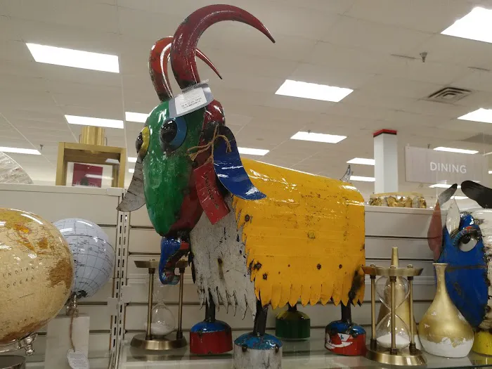 T.J. Maxx & HomeGoods 6