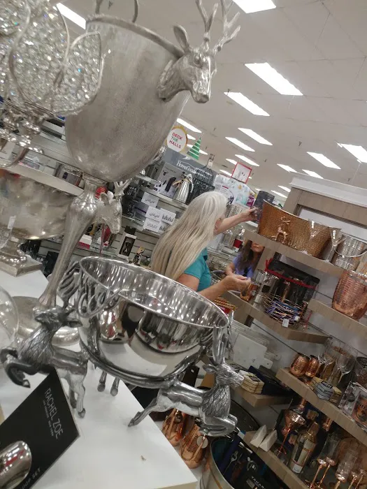 T.J. Maxx & HomeGoods 7
