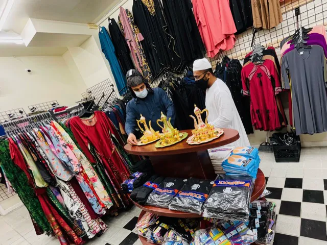 HASHI'Z ISLAMIC STORE 8
