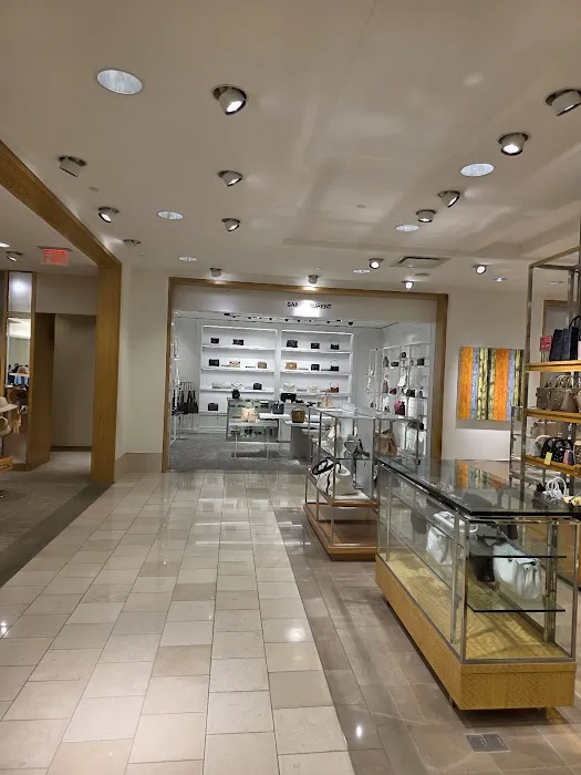 Neiman Marcus 0