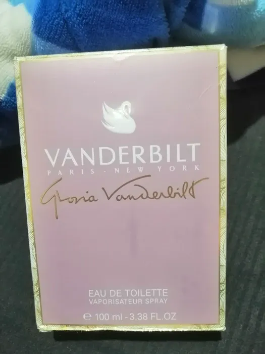 Perfumania 1