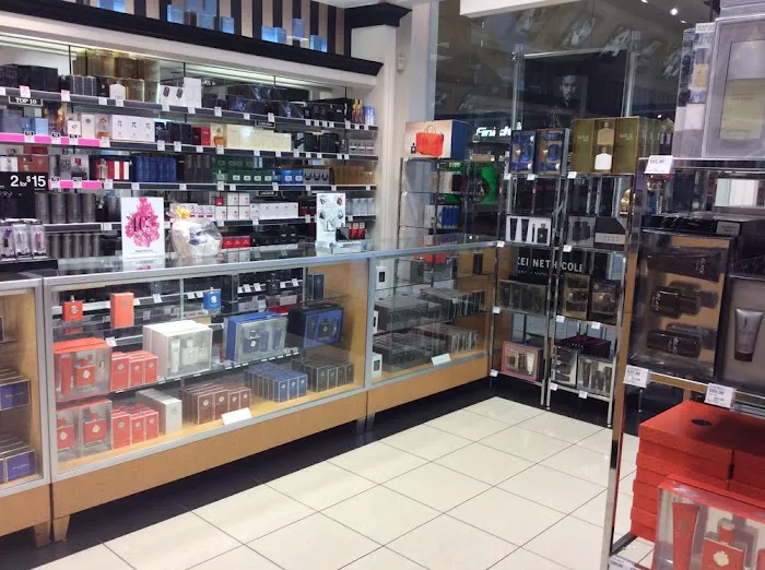 Perfumania 7