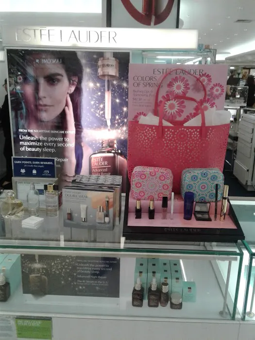 Estee Lauder 0