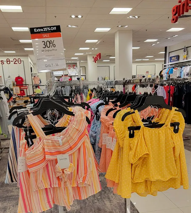 Macy's 9