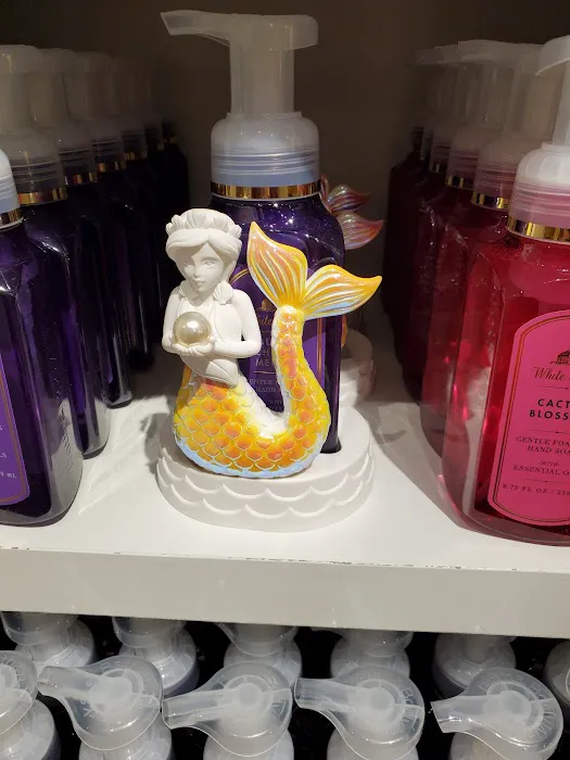 Bath & Body Works 8