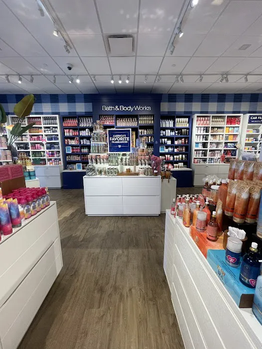 Bath & Body Works 2