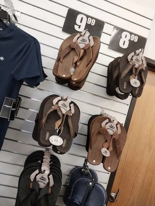 Melrose Family Fashions 0