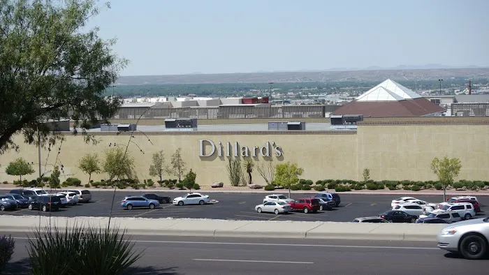 Dillard's 4
