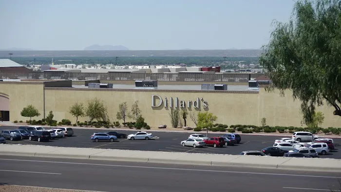 Dillard's 6