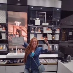 CHANEL FRAGRANCE AND BEAUTY BOUTIQUE ico