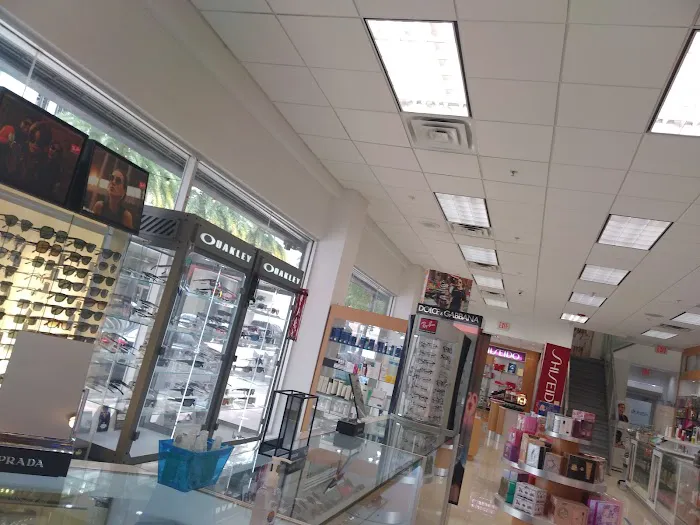 Alberto Cortes Cosmetics & Perfumes 6